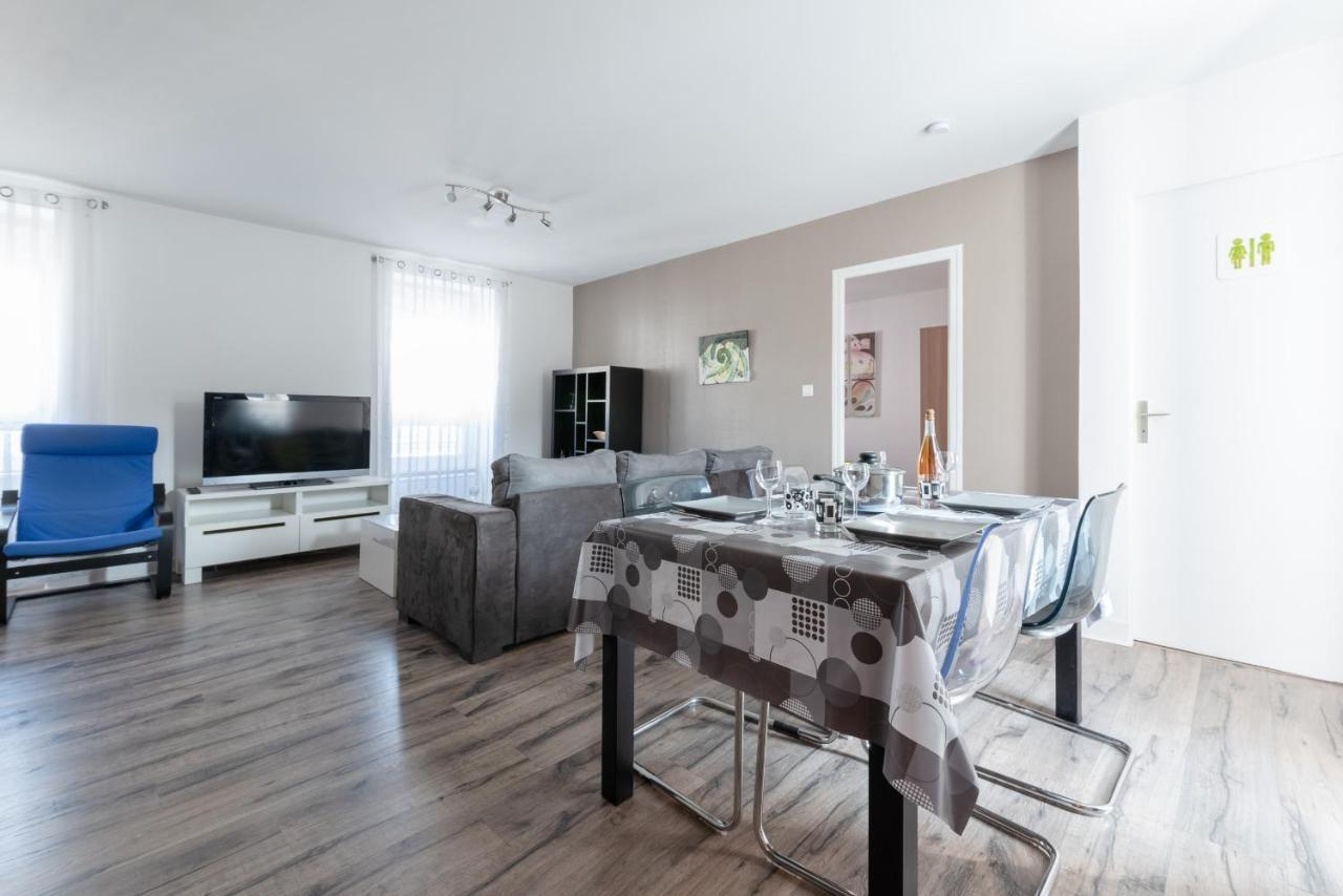 Ker Uhel - Charmant Appartement Plein Centre Saint-Renan المظهر الخارجي الصورة