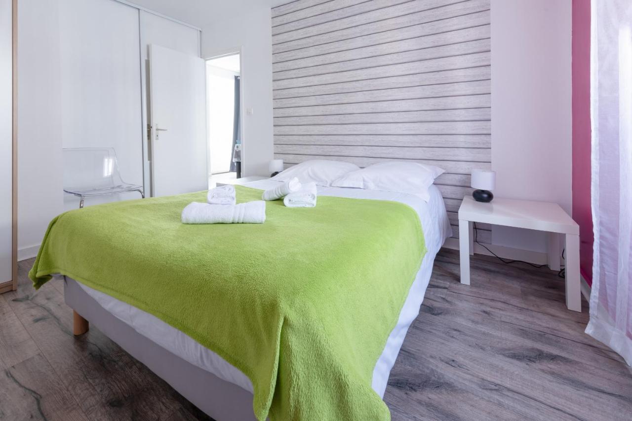 Ker Uhel - Charmant Appartement Plein Centre Saint-Renan المظهر الخارجي الصورة